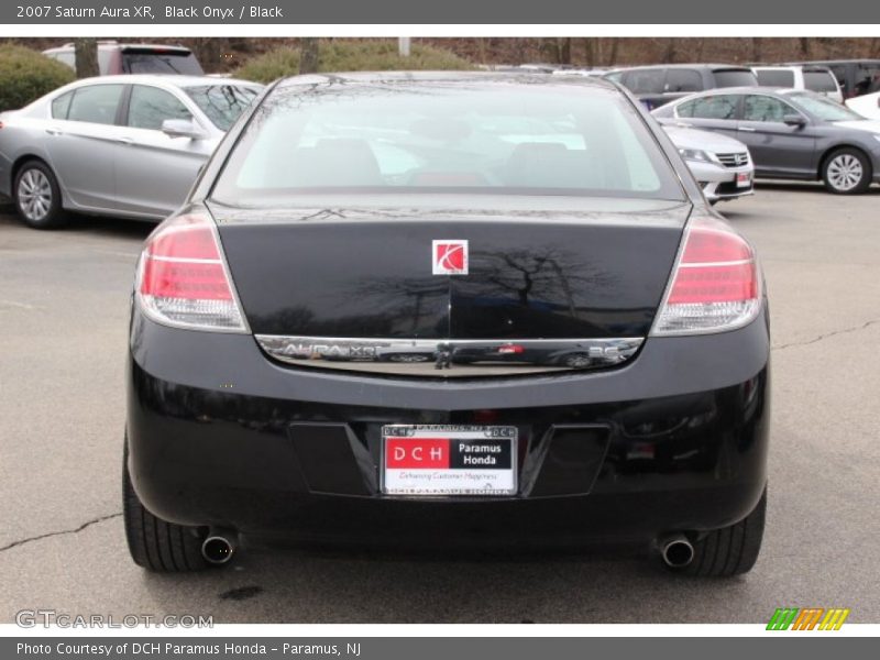 Black Onyx / Black 2007 Saturn Aura XR