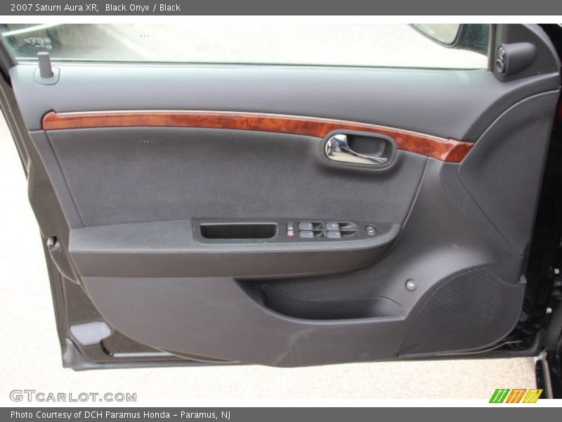 Black Onyx / Black 2007 Saturn Aura XR