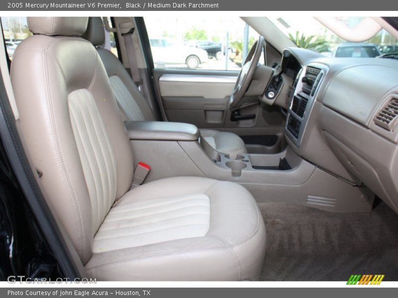  2005 Mountaineer V6 Premier Medium Dark Parchment Interior