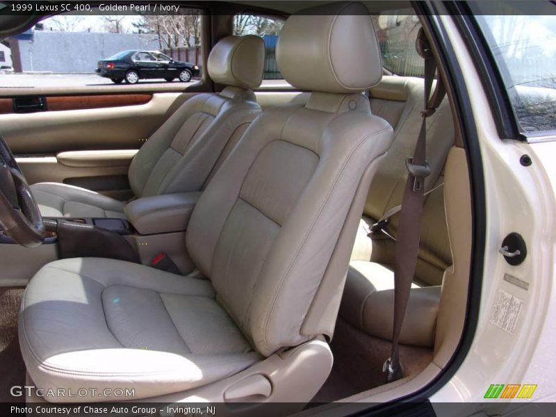 Golden Pearl / Ivory 1999 Lexus SC 400