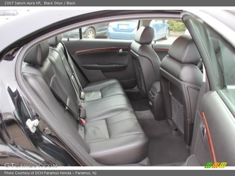 Black Onyx / Black 2007 Saturn Aura XR