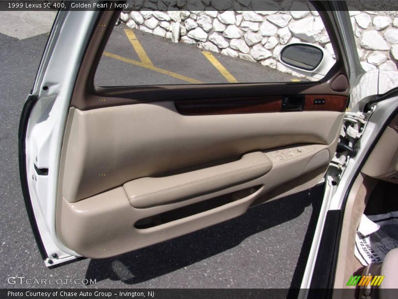 Golden Pearl / Ivory 1999 Lexus SC 400