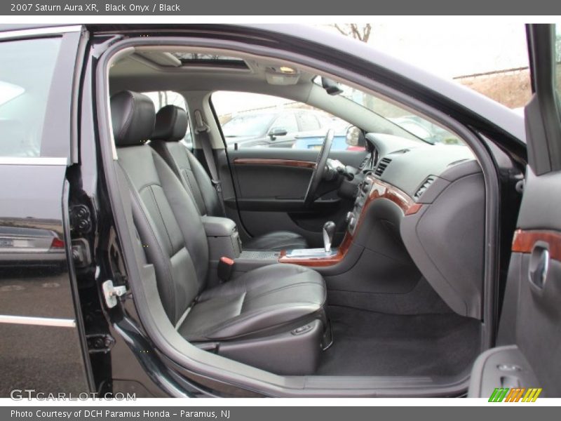 Black Onyx / Black 2007 Saturn Aura XR