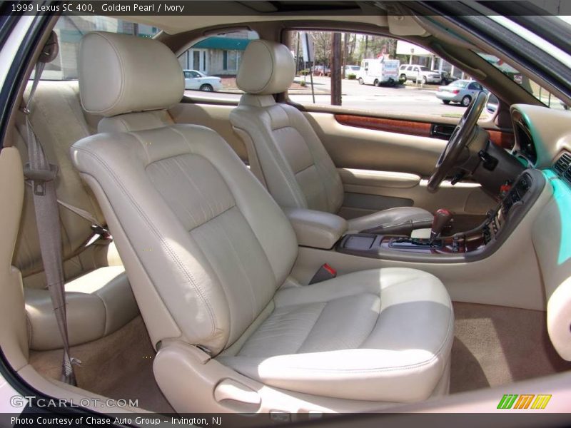 Golden Pearl / Ivory 1999 Lexus SC 400