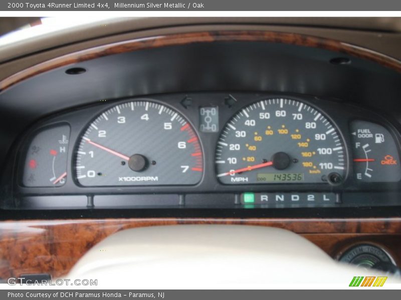Millennium Silver Metallic / Oak 2000 Toyota 4Runner Limited 4x4