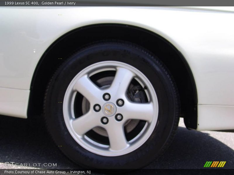 Golden Pearl / Ivory 1999 Lexus SC 400