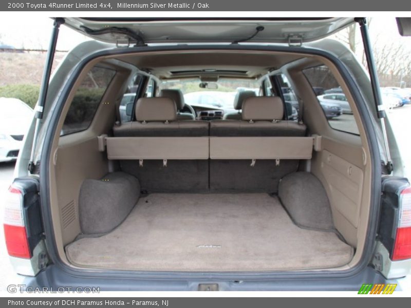 Millennium Silver Metallic / Oak 2000 Toyota 4Runner Limited 4x4