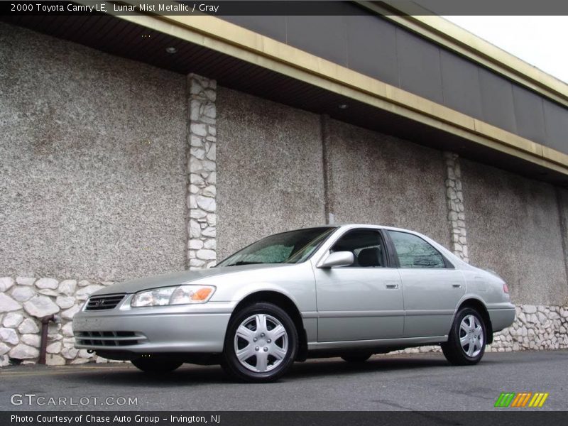 Lunar Mist Metallic / Gray 2000 Toyota Camry LE