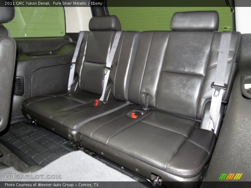 Pure Silver Metallic / Ebony 2011 GMC Yukon Denali
