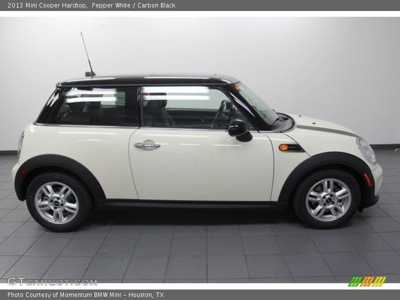 Pepper White / Carbon Black 2013 Mini Cooper Hardtop