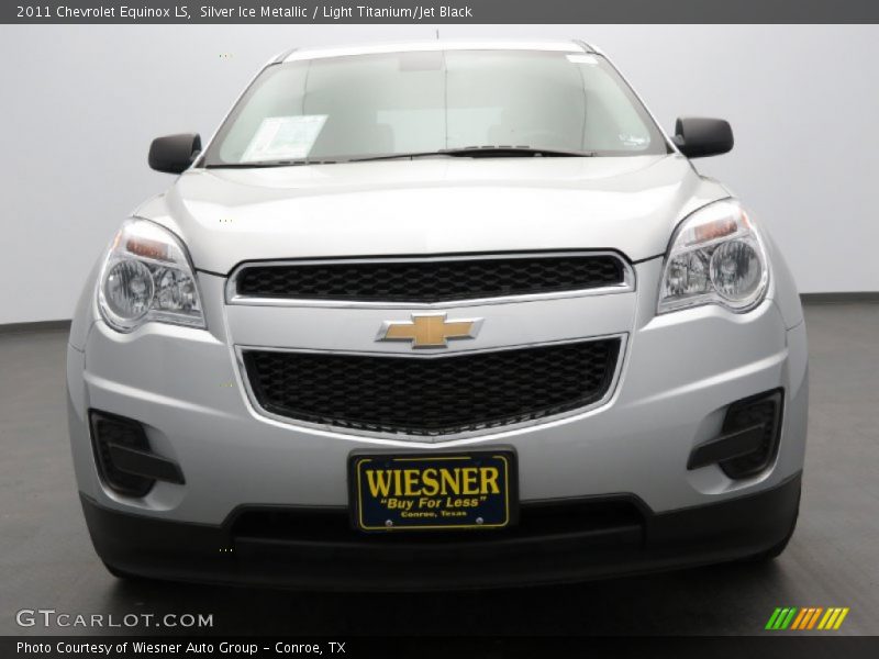 Silver Ice Metallic / Light Titanium/Jet Black 2011 Chevrolet Equinox LS