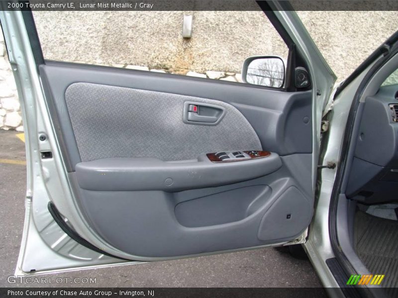 Lunar Mist Metallic / Gray 2000 Toyota Camry LE