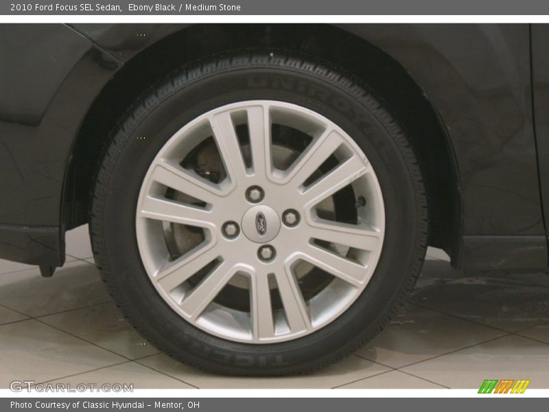  2010 Focus SEL Sedan Wheel
