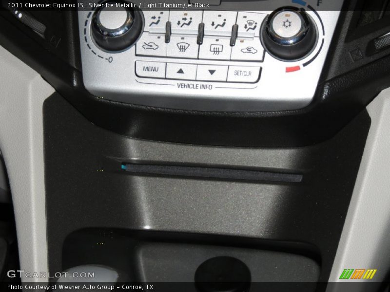 Silver Ice Metallic / Light Titanium/Jet Black 2011 Chevrolet Equinox LS