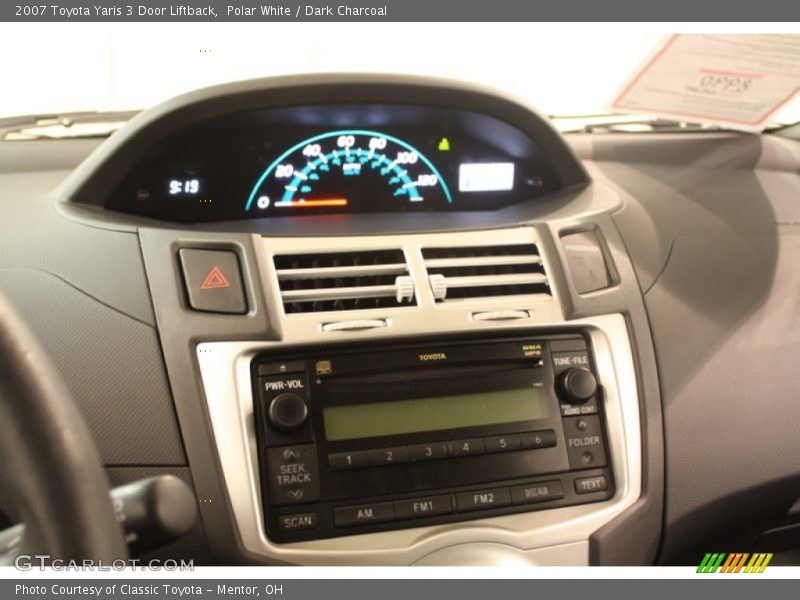 Polar White / Dark Charcoal 2007 Toyota Yaris 3 Door Liftback