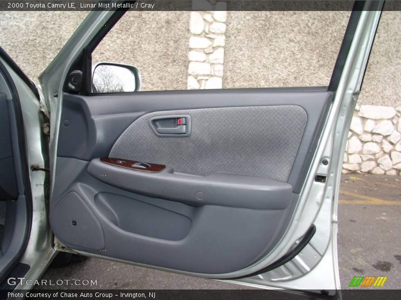 Lunar Mist Metallic / Gray 2000 Toyota Camry LE