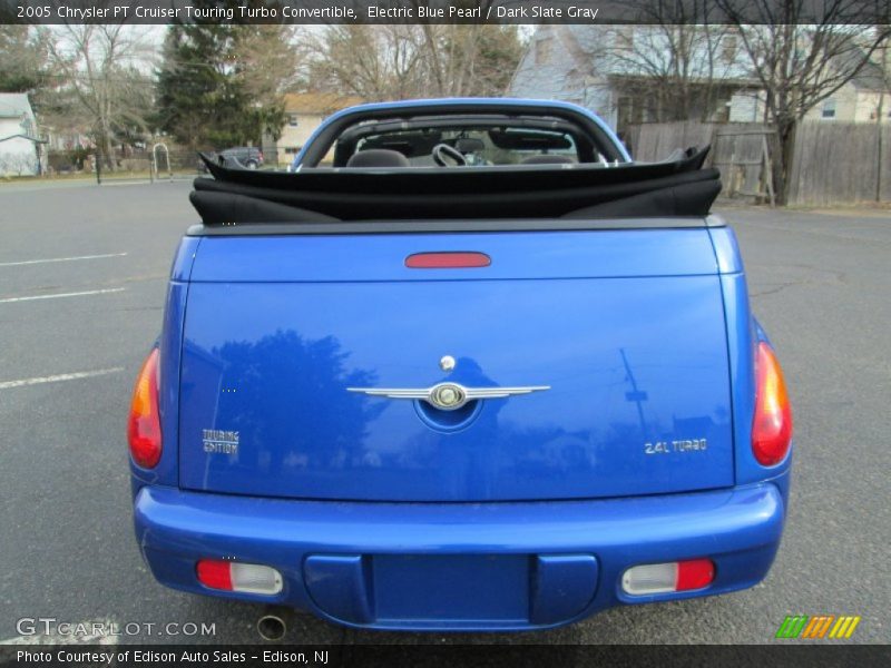 Electric Blue Pearl / Dark Slate Gray 2005 Chrysler PT Cruiser Touring Turbo Convertible