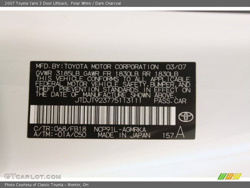 Polar White / Dark Charcoal 2007 Toyota Yaris 3 Door Liftback