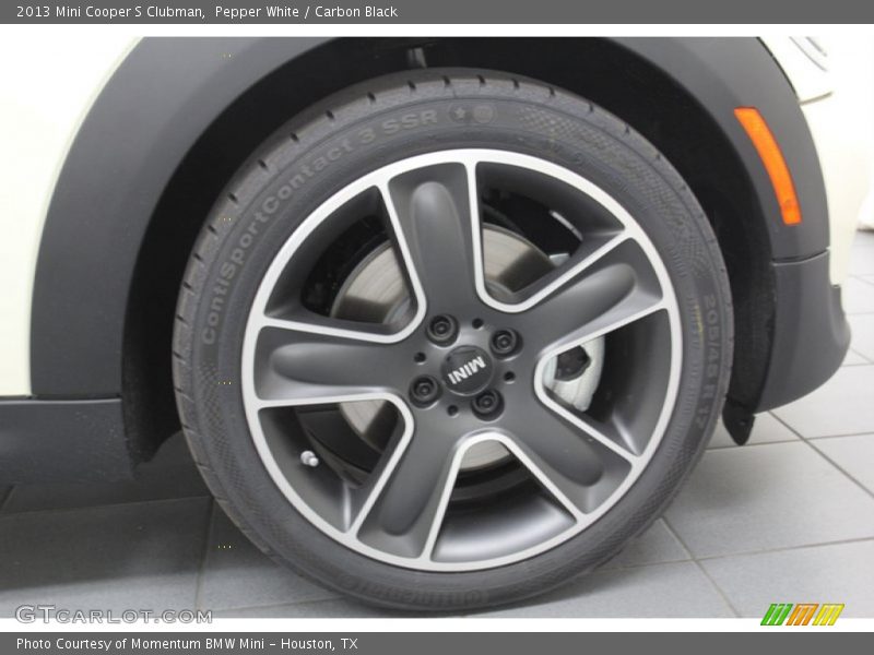 Pepper White / Carbon Black 2013 Mini Cooper S Clubman