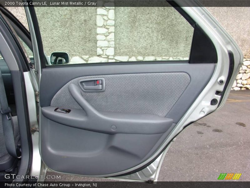 Lunar Mist Metallic / Gray 2000 Toyota Camry LE