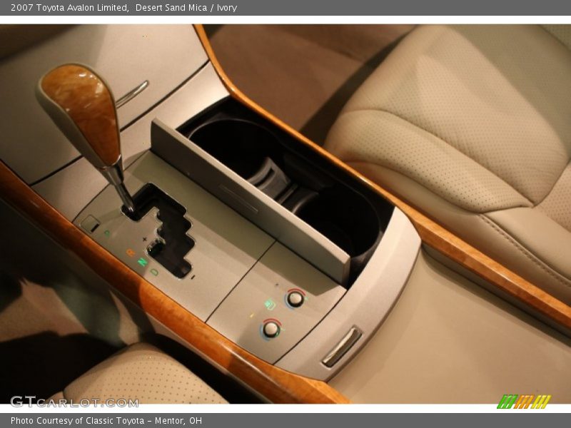 Desert Sand Mica / Ivory 2007 Toyota Avalon Limited