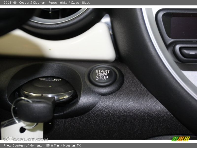 Pepper White / Carbon Black 2013 Mini Cooper S Clubman