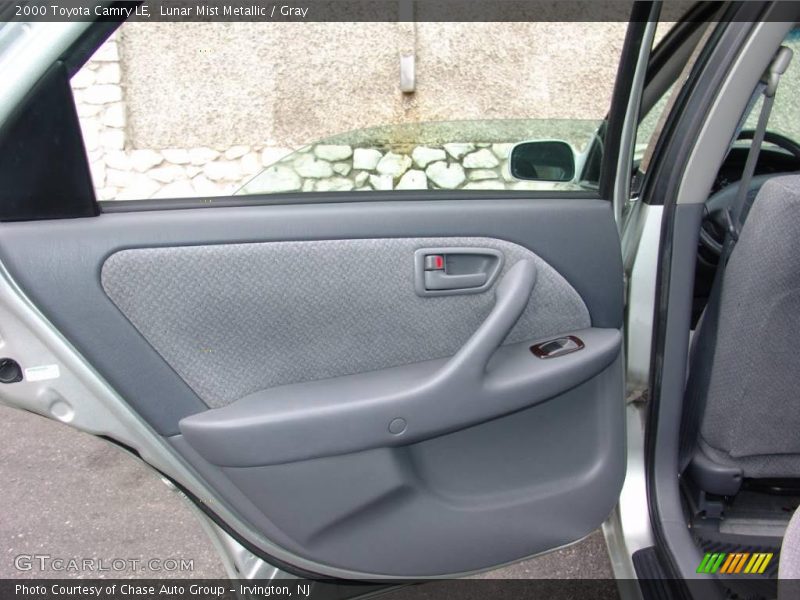 Lunar Mist Metallic / Gray 2000 Toyota Camry LE