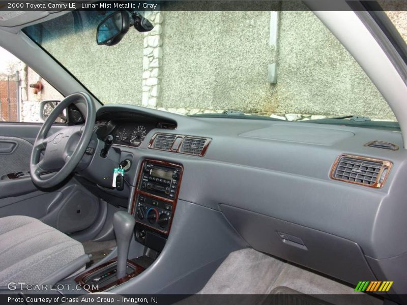 Lunar Mist Metallic / Gray 2000 Toyota Camry LE