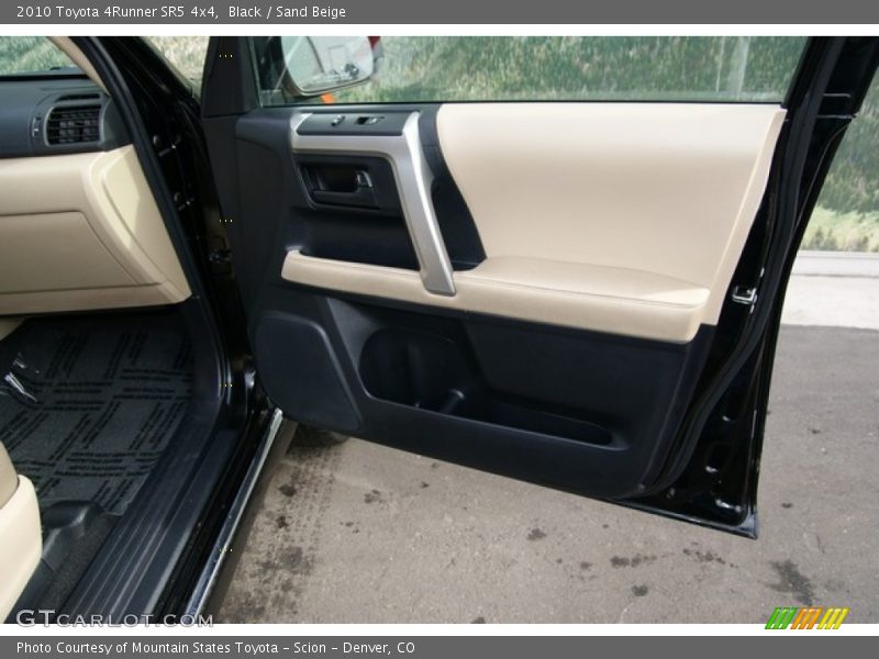 Black / Sand Beige 2010 Toyota 4Runner SR5 4x4