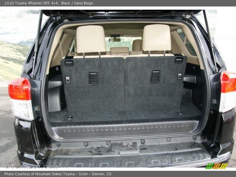 Black / Sand Beige 2010 Toyota 4Runner SR5 4x4