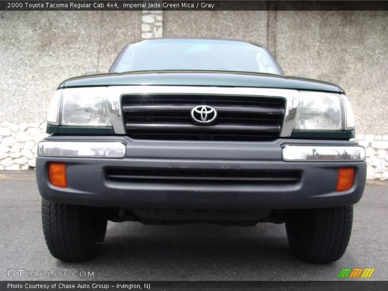 Imperial Jade Green Mica / Gray 2000 Toyota Tacoma Regular Cab 4x4
