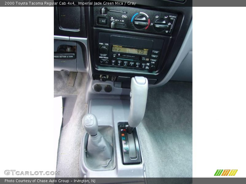 Imperial Jade Green Mica / Gray 2000 Toyota Tacoma Regular Cab 4x4