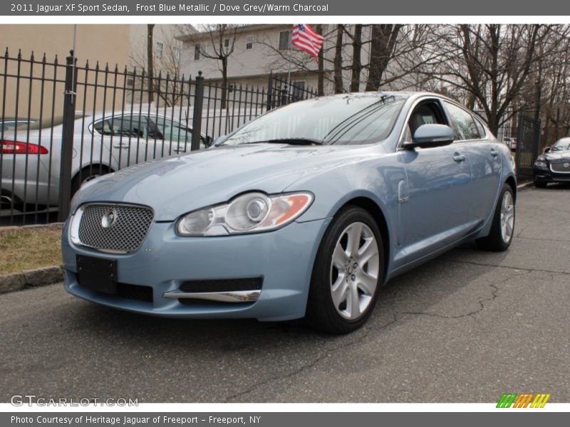 Front 3/4 View of 2011 XF Sport Sedan