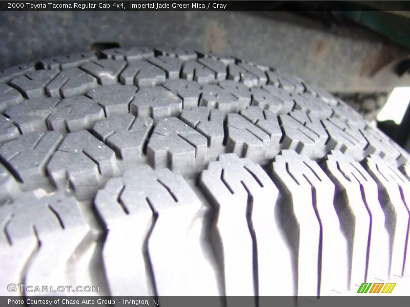 Imperial Jade Green Mica / Gray 2000 Toyota Tacoma Regular Cab 4x4