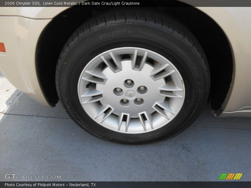Linen Gold Metallic / Dark Slate Gray/Light Graystone 2006 Chrysler 300