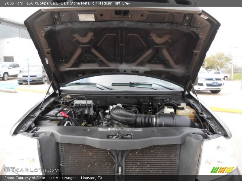 Dark Stone Metallic / Medium Flint Grey 2005 Ford F150 XL SuperCab