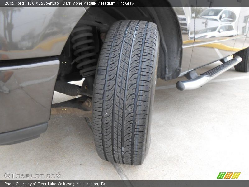 Dark Stone Metallic / Medium Flint Grey 2005 Ford F150 XL SuperCab