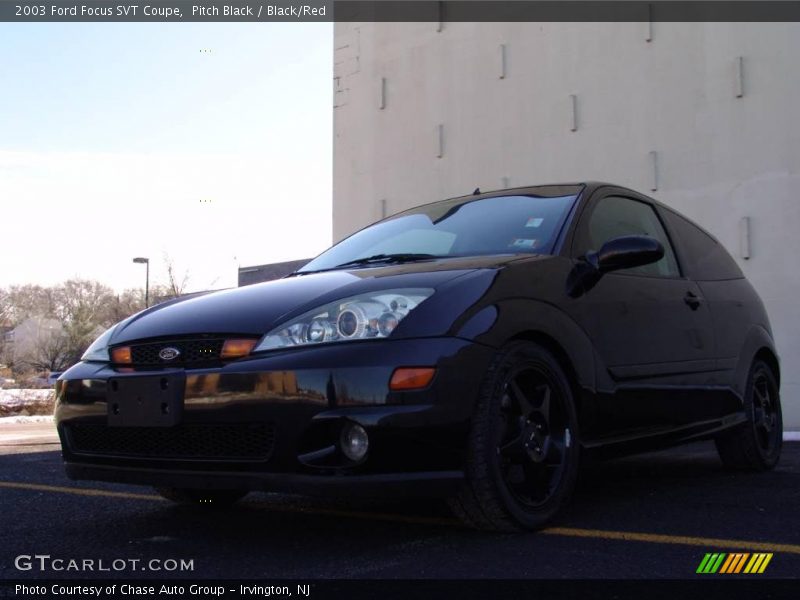 Pitch Black / Black/Red 2003 Ford Focus SVT Coupe
