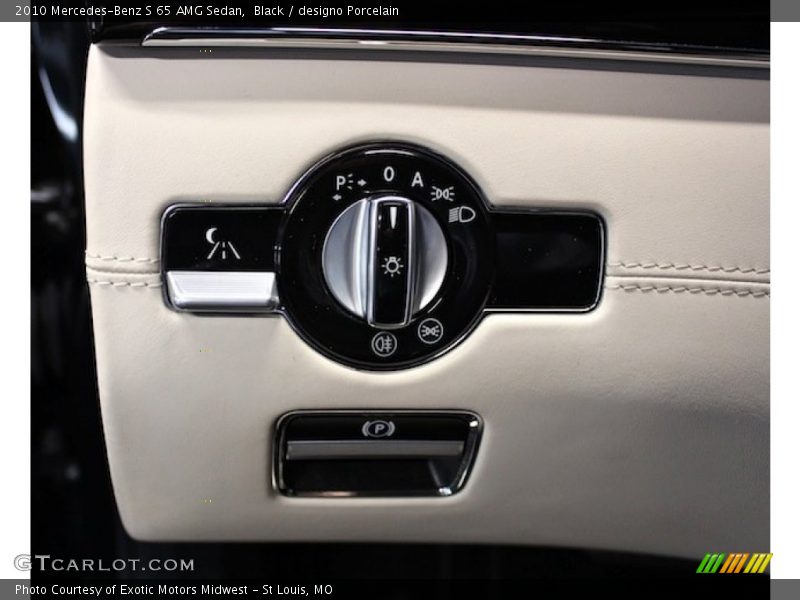 Controls of 2010 S 65 AMG Sedan