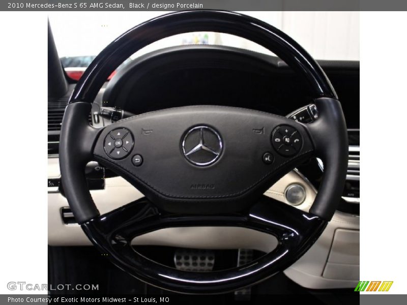 2010 S 65 AMG Sedan Steering Wheel
