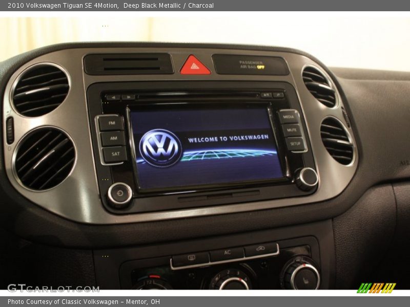 Deep Black Metallic / Charcoal 2010 Volkswagen Tiguan SE 4Motion