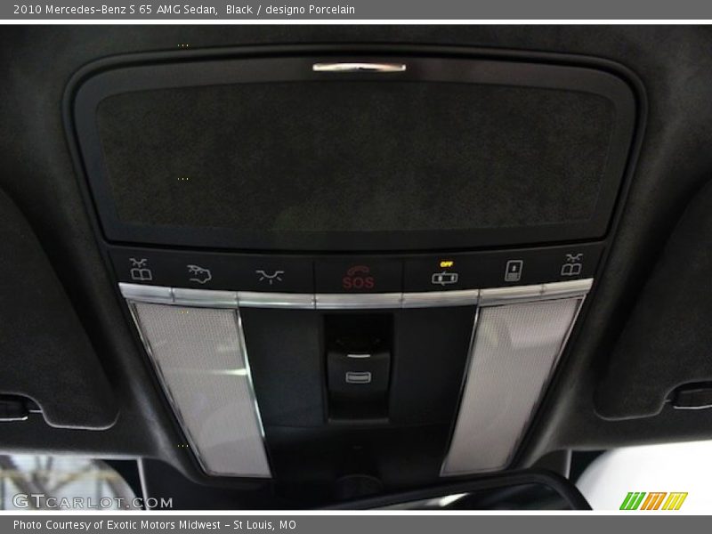 Controls of 2010 S 65 AMG Sedan