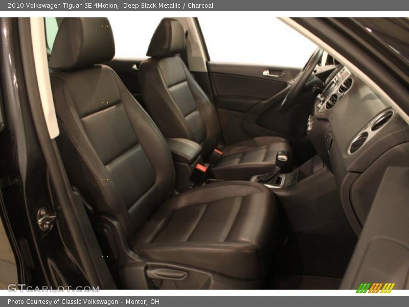 Deep Black Metallic / Charcoal 2010 Volkswagen Tiguan SE 4Motion