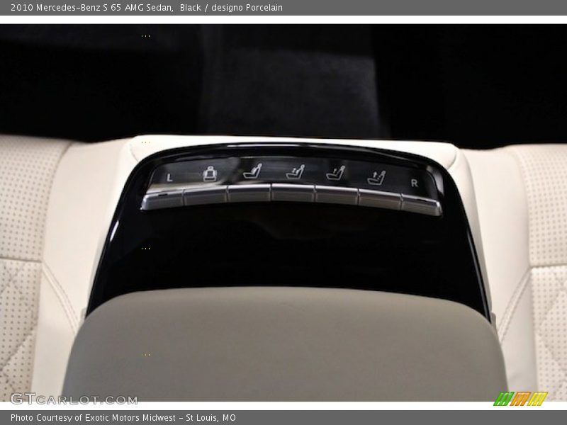 Controls of 2010 S 65 AMG Sedan