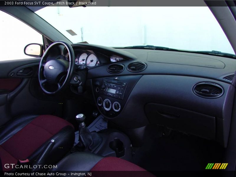 Pitch Black / Black/Red 2003 Ford Focus SVT Coupe