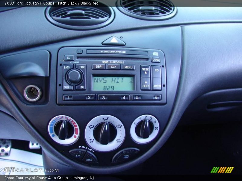 Pitch Black / Black/Red 2003 Ford Focus SVT Coupe