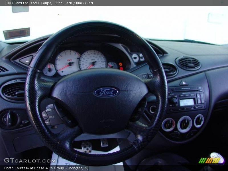Pitch Black / Black/Red 2003 Ford Focus SVT Coupe