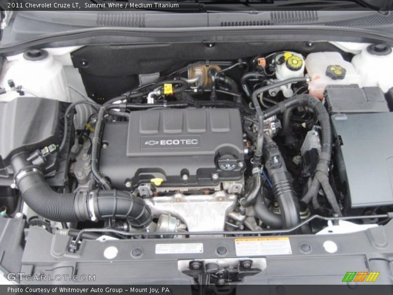 Summit White / Medium Titanium 2011 Chevrolet Cruze LT