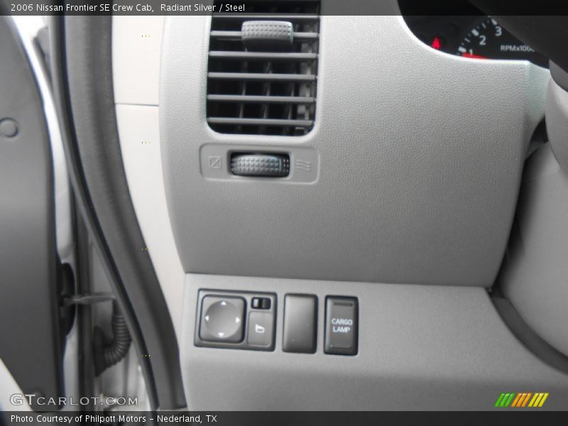 Radiant Silver / Steel 2006 Nissan Frontier SE Crew Cab