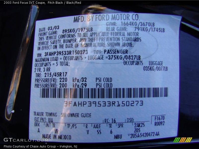 Pitch Black / Black/Red 2003 Ford Focus SVT Coupe